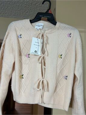 Willow & Wind Cream Floral Tie-Front Cardigan Sweater